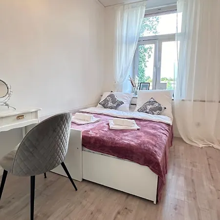 Station 2-bedroom Appartement Częstochowa