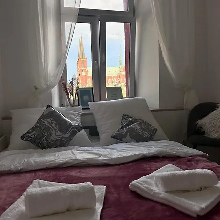 Station 2-bedroom 아파트 *