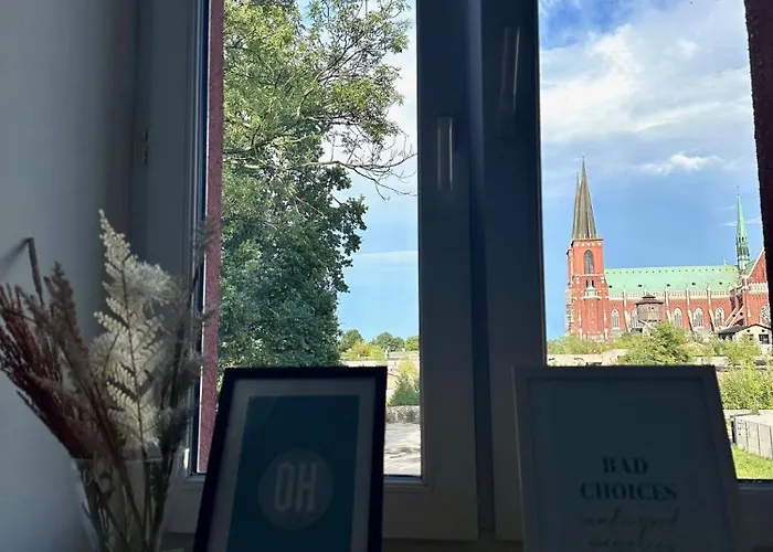 Station 2-bedroom Daire